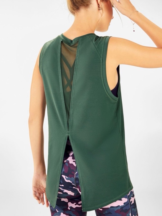 Fabletics Tops - NWT Fabletics Monet V-Back Tie Tank Sycamore Size 1X